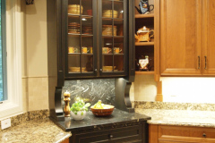 Huntersworth Built-in Hutch